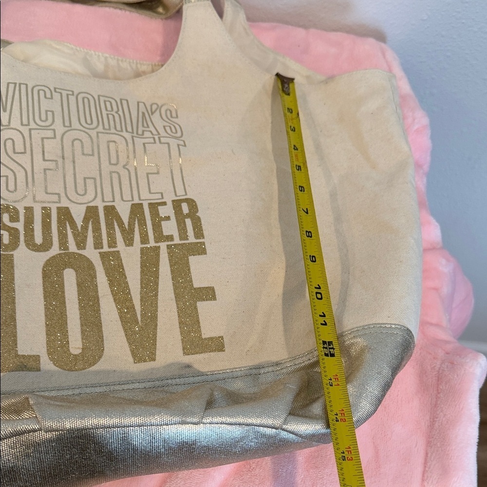 Victoria's Secret Gold Summer Love Tote - Picture 6 of 9